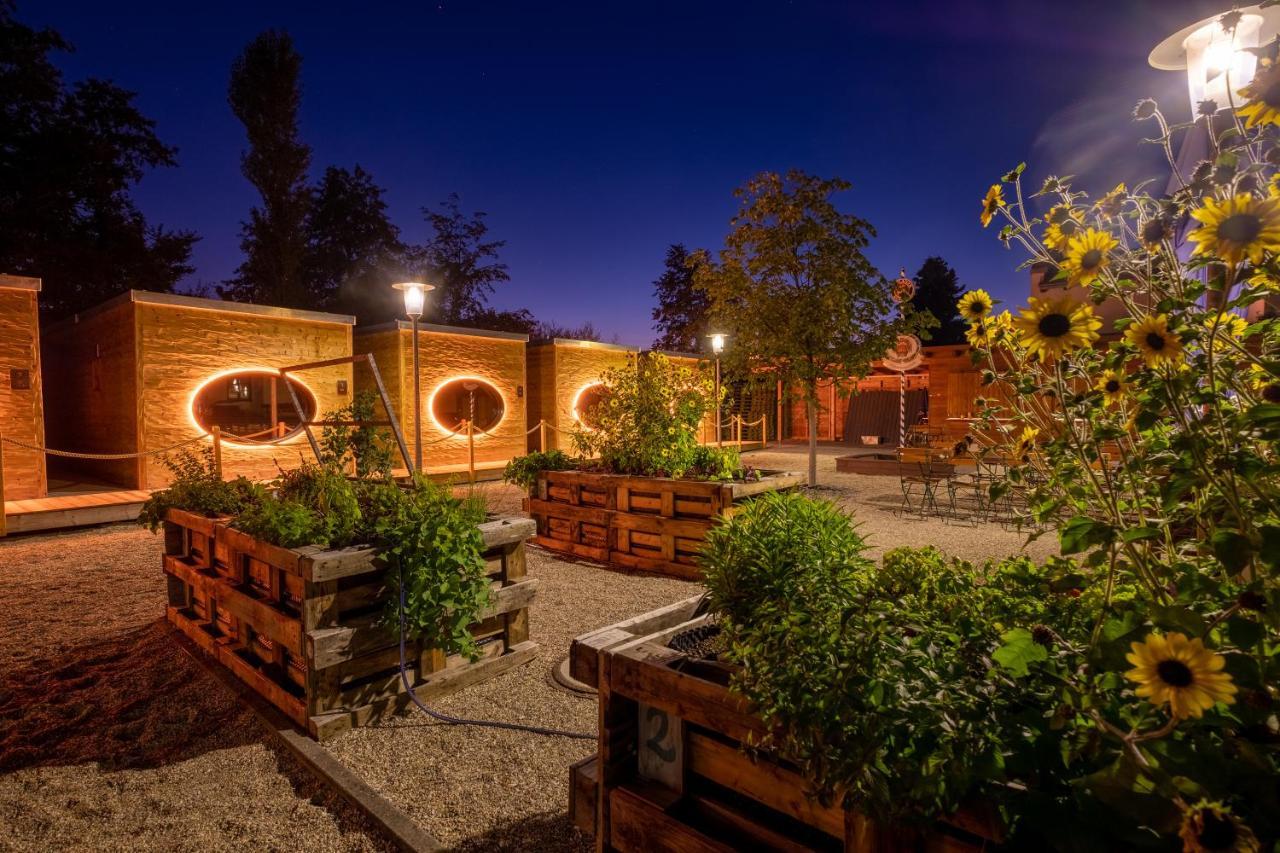 Zur Post Kuemmersbruck Hotel & Tiny Houses Buitenkant foto